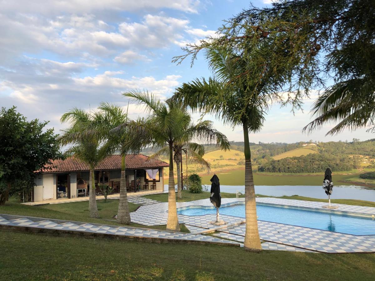 Sítio frente à Barragem Salesópolis Exterior foto
